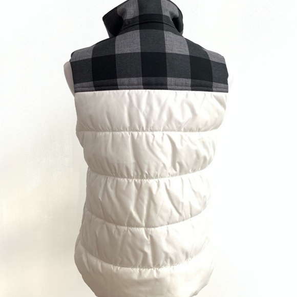 Eddie Bauer Vest - Picture 2 of 7